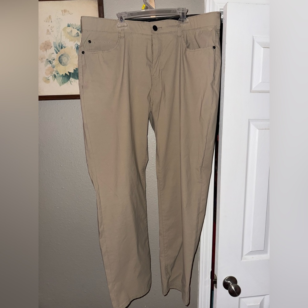 Denali Lightweight Tech Pants Bundle - image 4